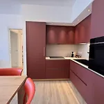 Apartment East Side